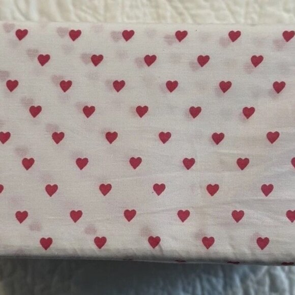 NWT Kate Spade King Sheet Set (4pc) - Pink Hearts Design, 100% Cotton Percale - Picture 3 of 6